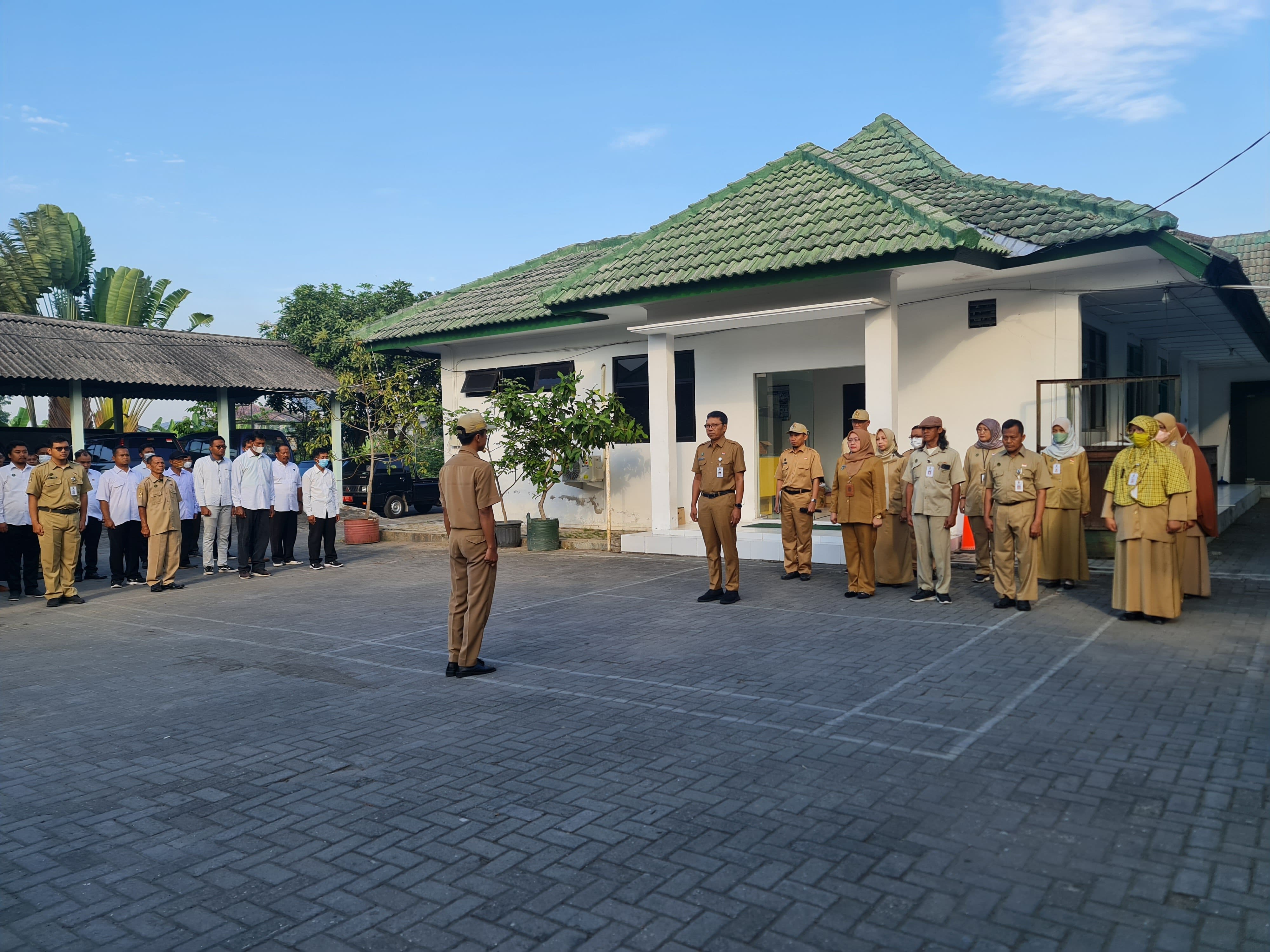 Penjabat Walikota Yogyakarta Memimpin Apel Pagi di Dinas Pertanian dan Pangan
